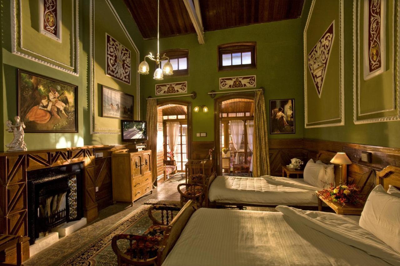 Welcomheritage Fernhills Royal Palace Ooty Esterno foto