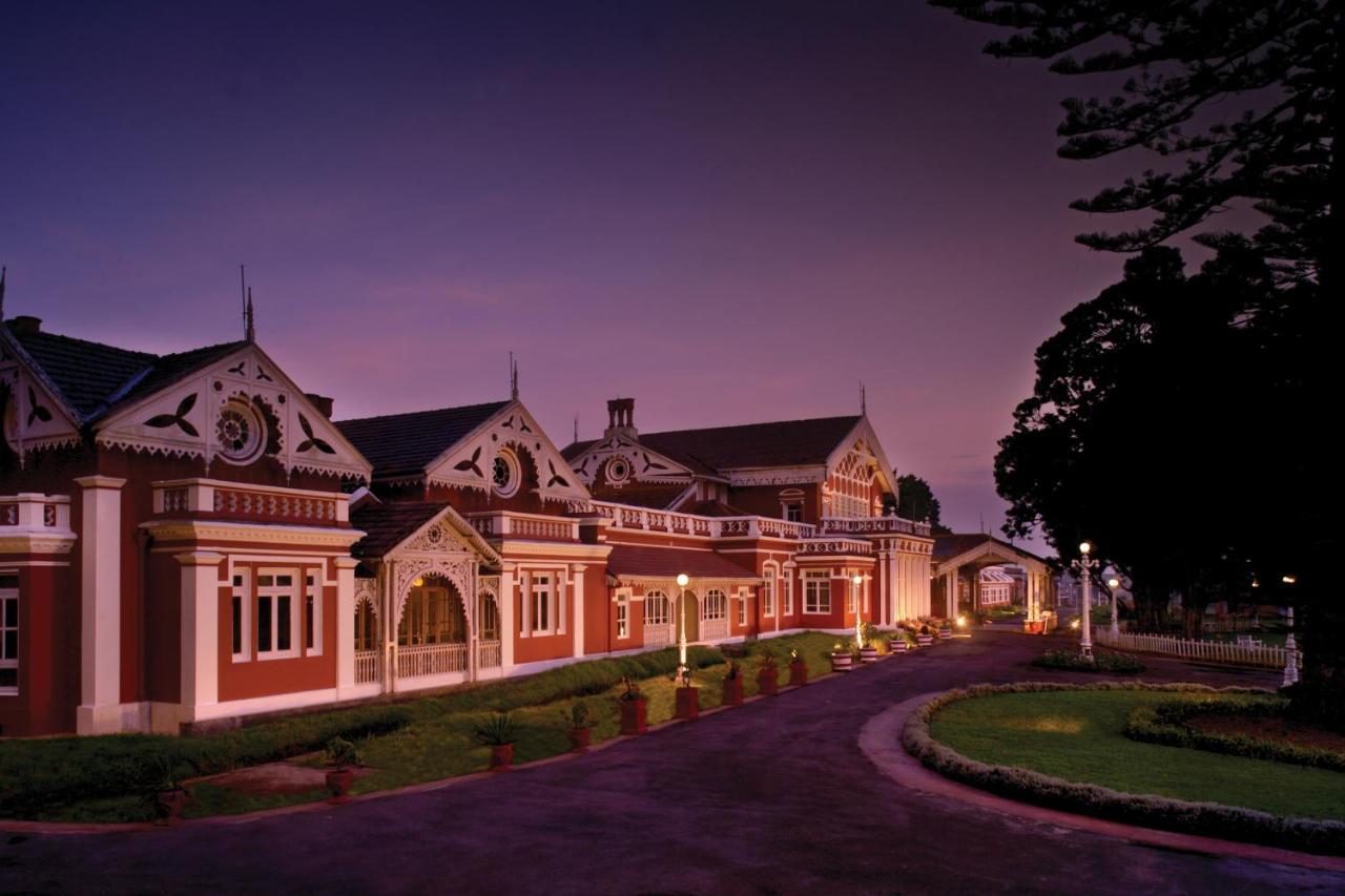 Welcomheritage Fernhills Royal Palace Ooty Esterno foto