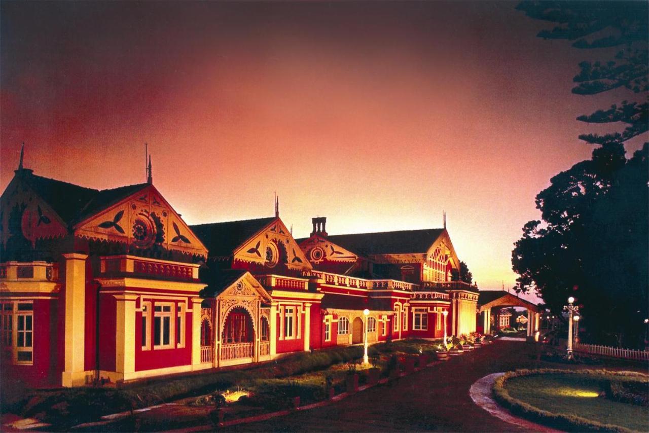 Welcomheritage Fernhills Royal Palace Ooty Esterno foto