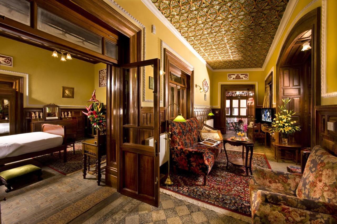 Welcomheritage Fernhills Royal Palace Ooty Esterno foto