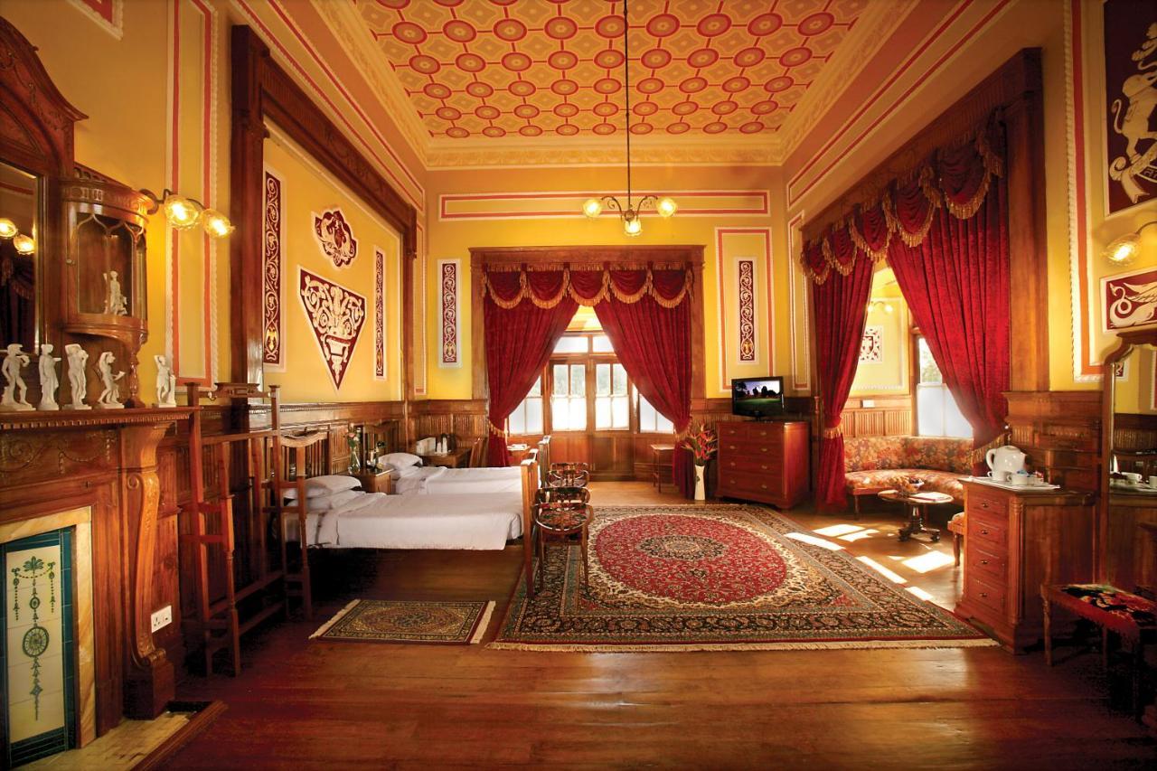 Welcomheritage Fernhills Royal Palace Ooty Esterno foto